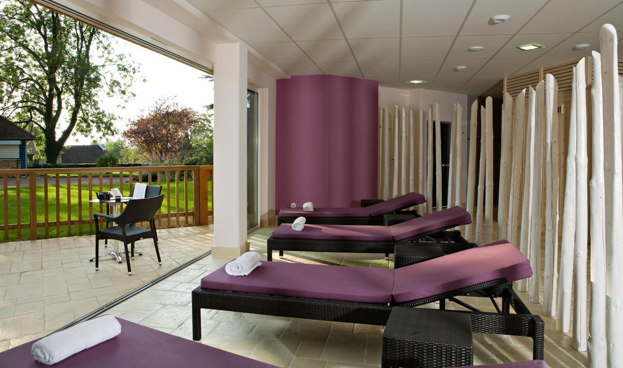 Logis Hotel Parenthese, Restaurant & Spa Chille Екстер'єр фото