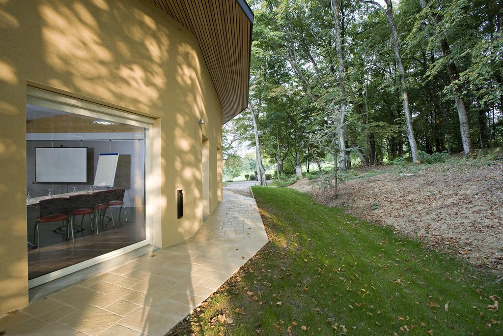 Logis Hotel Parenthese, Restaurant & Spa Chille Екстер'єр фото