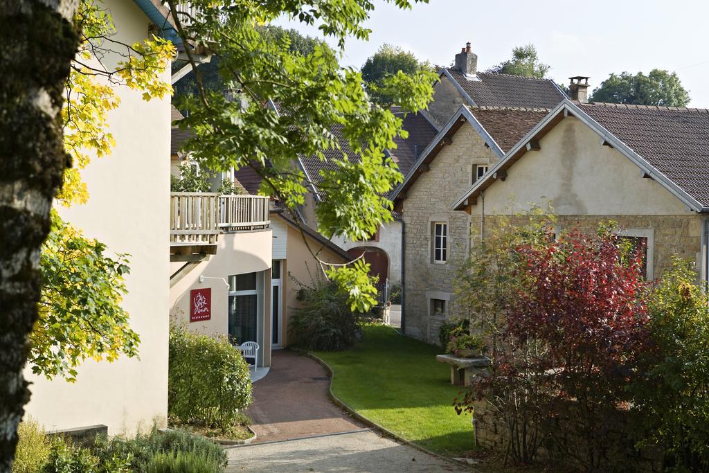 Logis Hotel Parenthese, Restaurant & Spa Chille Екстер'єр фото